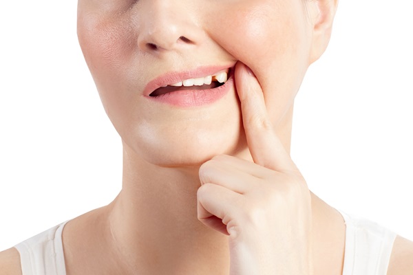 Can You Fix A Broken Tooth With A Dental Crown?