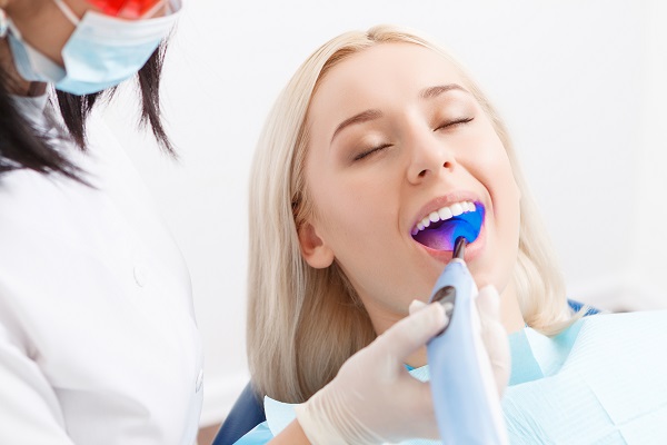 Dental Fillings To Repair A Cracked Tooth