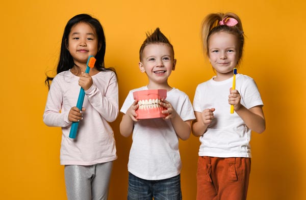 A Kid Friendly Dentist Can Teach Your Child Healthy Habits